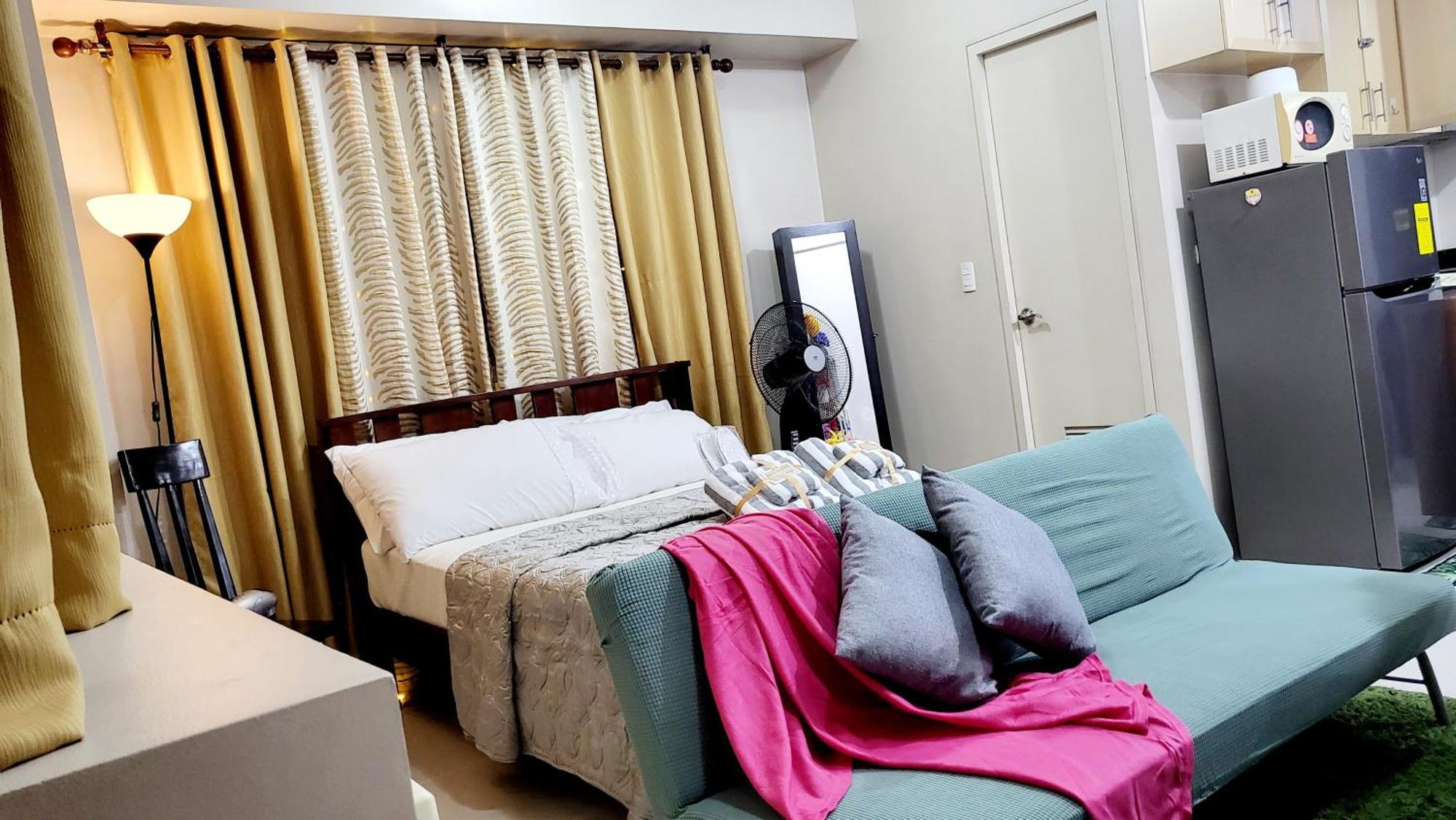One Palm Tree Villas Condominium - Studio 7Th Fl With Balcony - Across Terminal 3 Airport Pasay Exterior foto
