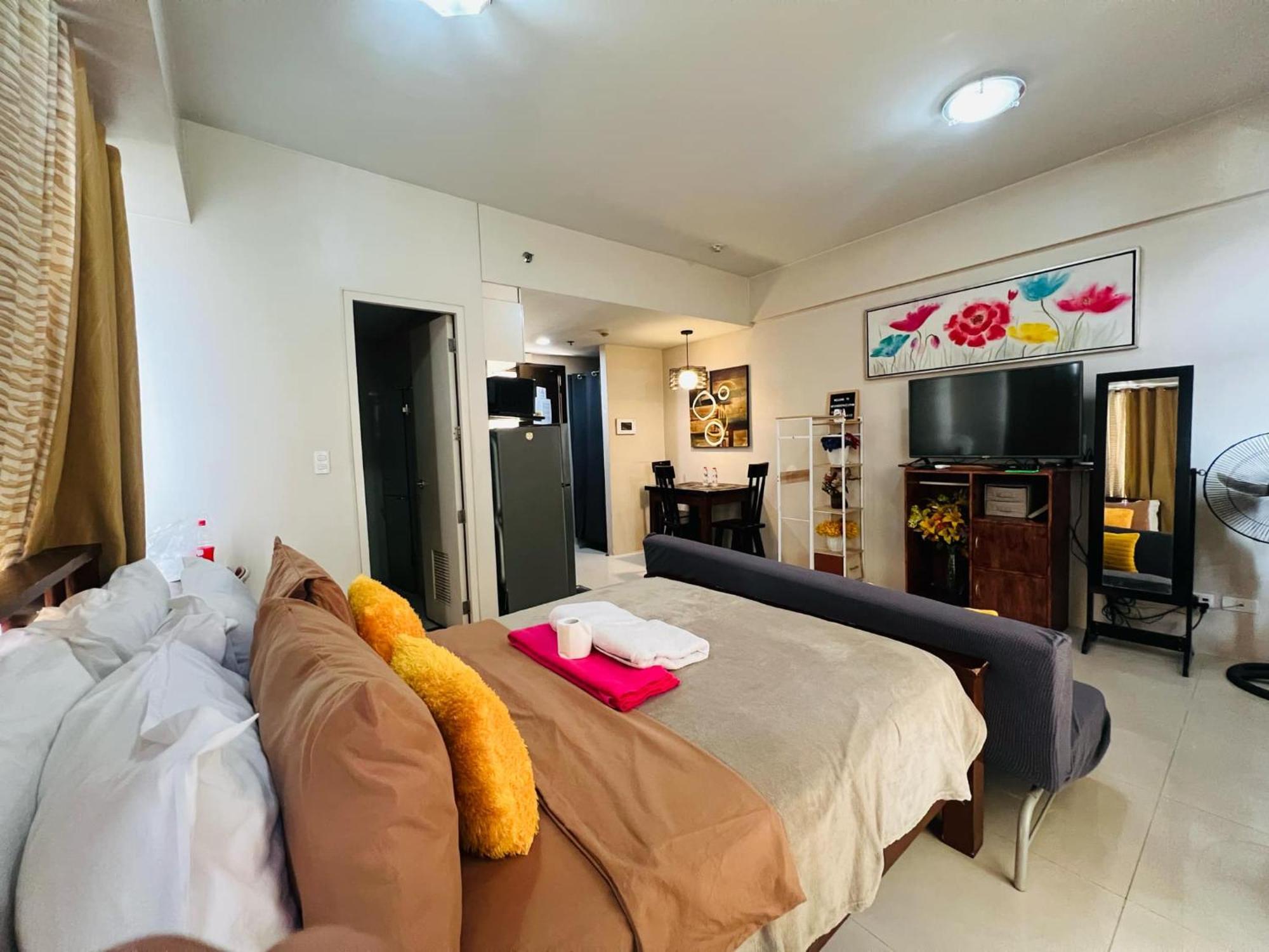 One Palm Tree Villas Condominium - Studio 7Th Fl With Balcony - Across Terminal 3 Airport Pasay Exterior foto